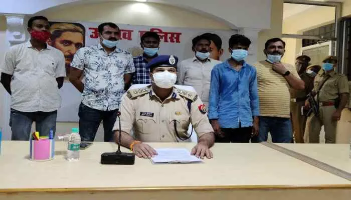 उन्नाव: प्रेम प्रसंग में मां बनी रोड़ा, बेटी ने प्रेमी के साथ मिलाकर उठाए ये खौफनाक कदम