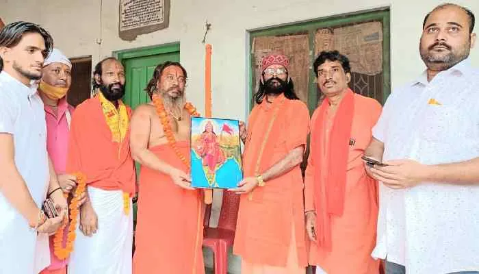 अयोध्या: मालेगांव काण्ड के आरोपी ने किया रामलला का दर्शन, हिंदू राष्ट्र पर कह दी ये बड़ी बात