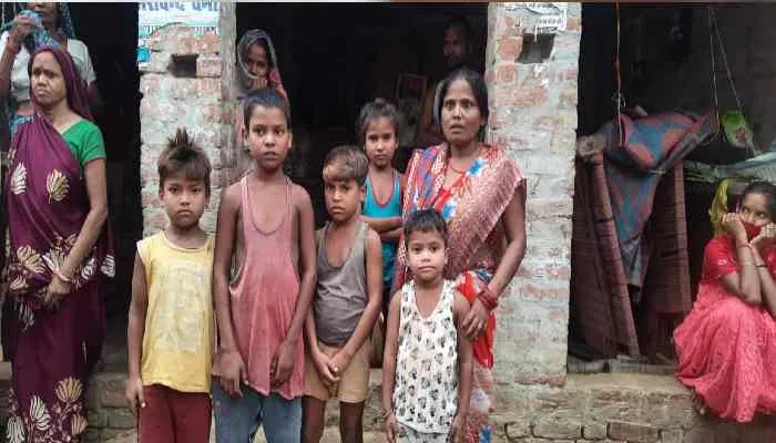 बाराबंकी: घर के अंदार किसान की बेरहमी से हत्या, जांच में जुटी पुलिस