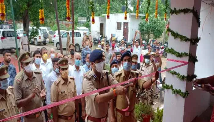 उन्नाव: एसपी ने नवसृजित थाने का किया उद्घाटन, जताई ये बड़ी अपेक्षा