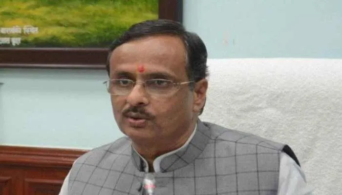 अयोध्या: निषाद समाज ने अपनी इन मांगों को लेकर डिप्टी सीएम को सौंपा ज्ञापन