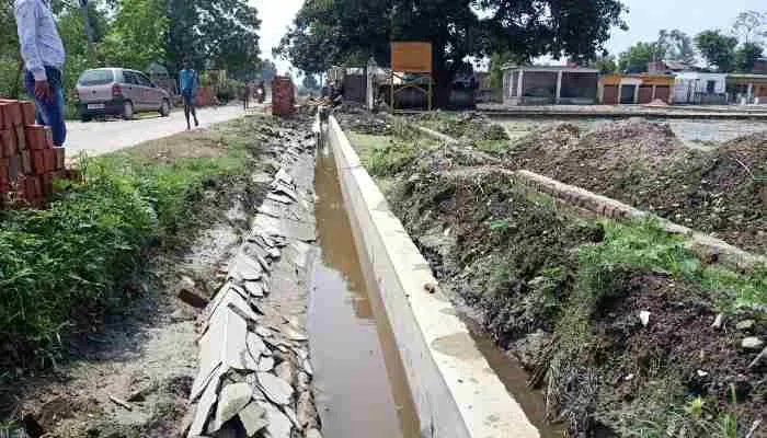 लखनऊ: बारिश के पानी में बहने लगा विकास के नाम का भ्रष्टाचार, क्या कहते हैं जिम्मेदार
