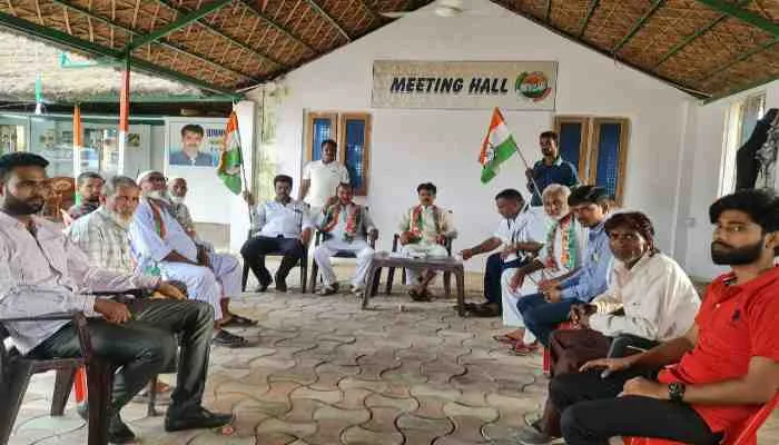 गोंडा: कांग्रेस जिला इकाई की बैठक संपन्न, इन मुद्दों को लेकर चुनाव में उतरेगी पार्टी