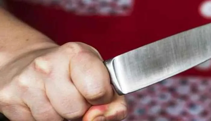 कुशीनगर: बीवी का गला रेतकर शौहर ने फेंका, फिर जो हुआ जानकर हो जाएंगे हैरान