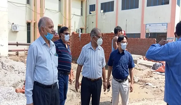 मुरादाबाद : जिला अस्पताल में बन रहा 14000 किलो मीट्रिक लीटर क्षमता का आक्सीजन प्लांट
