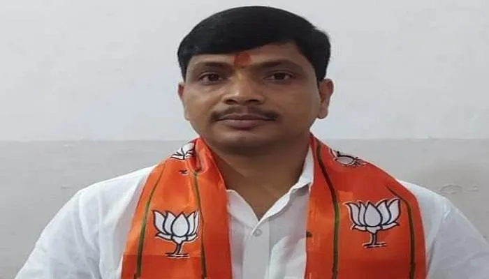 मिर्जापुर: जिला पंचायत अध्यक्ष ने ली पद एवं गोपनियता की शपथ, कही यह बड़ी बात