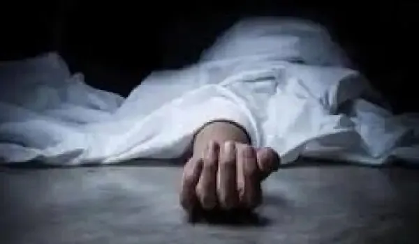 उन्नाव: फंदे से लटका मिला युवक का शव, सदमें में परिजन