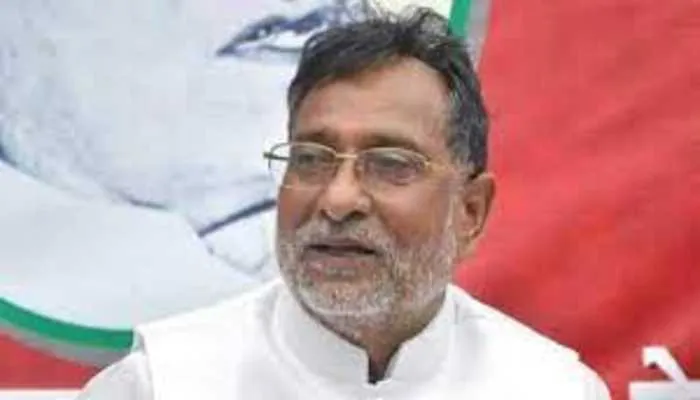 यूपी: नेता प्रतिपक्ष रामगोविन्द चौधरी ने पीएम मोदी साधा निशाना, लगाया यह गंभीर आरोप