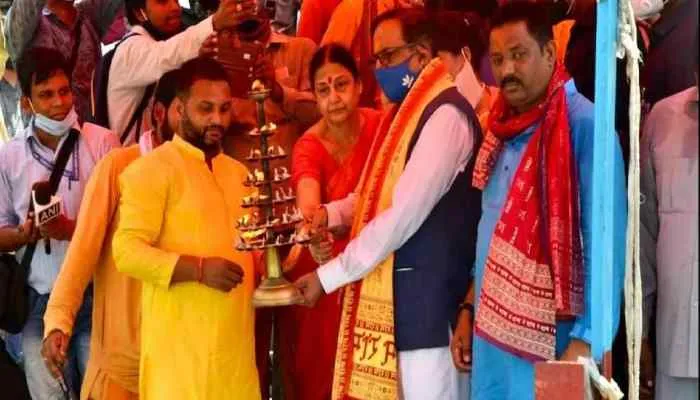 बसपा नेता सतीश चंद्र ने किया रामलला के दर्शन, कहा- अब बदला लेने का वक्त आ गया