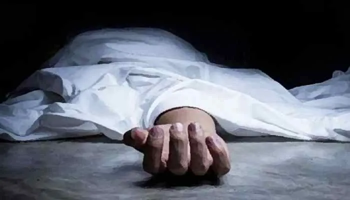 रायबरेली: अधेड़ का पेड़ से लटकता मिला शव, पत्नी ने दिया ये चौंकाने वाला बयान