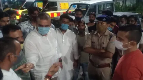 हल्द्वानी: एसटीएच में हुई मारपीट में तीमारदारों और डॉक्टर-स्टाफ पर रिपोर्ट दर्ज