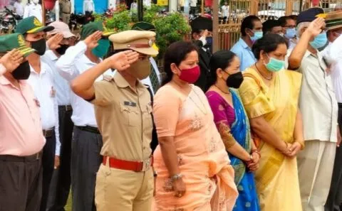 हल्द्वानी: अमर शहीदों को दी श्रद्वांजलि, वीर नारियों का किया सम्मान