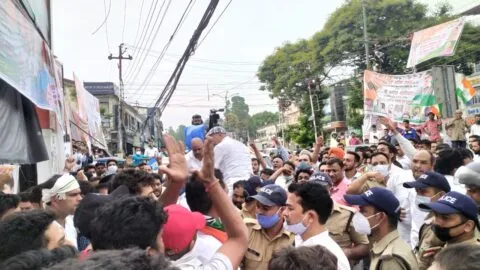 देहरादून: कांग्रेस की आंतरिक कलह की खुली कलई, हरदा जिंदाबाद के नारे लगने से नाराज प्रीतम ने छोड़ा मंच