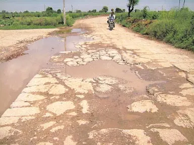 काशीपुर: ग्रामीणों को उबड़-खाबड़ सड़कों से मिलेगी शीघ्र निजात