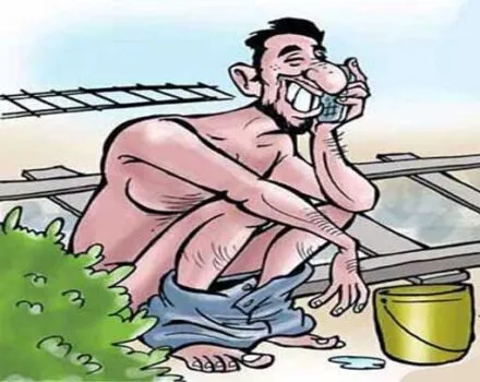 गरमपानी: नियमों की धज्जियां उड़ा नदी में खुले में कर रहे शौच