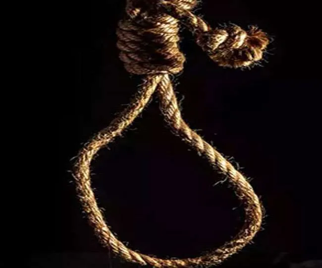 काशीपुर: कर्जदारों से परेशान व्यक्ति ने फांसी लगाकर की आत्महत्या , वीडियो भी बनाया