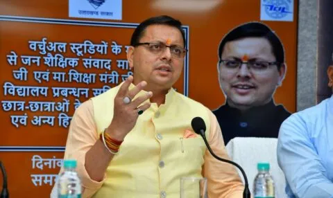 स्कूलों में छात्राओं के लिए होगी पृथक शौचालय की व्यवस्था- मुख्यम‍ंत्री