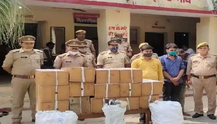 उन्नाव: पुलिस ने पकड़ी नकली खांसी की दवा बनाने वाली फैक्ट्री, तीन गिरफ्तार