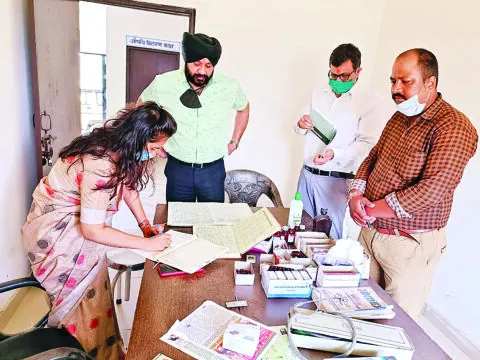 काशीपुर: कहीं डॉक्टर गायब तो कहीं कर्मचारी, सफाई व्यवस्था चौपट