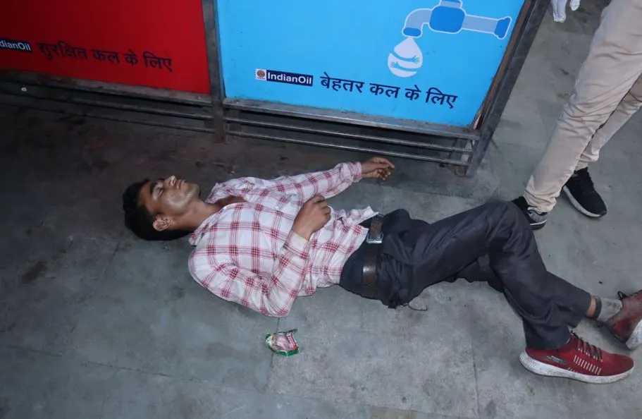 बरेली: पुराना रोडवेज पर उत्तराखंड के युवक को नशा देकर लूटा