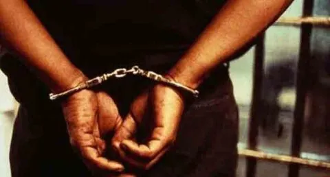 बरेली: सेवानिवृत्त फौजी दंपति पर जानलेवा हमले का एक आरोपी गिरफ्तार