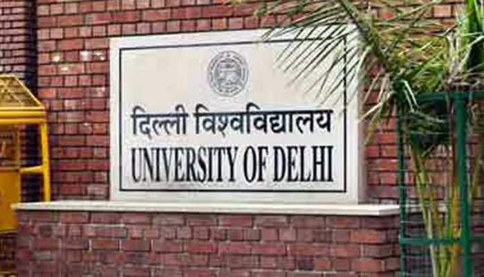 दिल्ली विश्वविद्यालय यूजी के लिए एक अक्टूबर तक जारी करेगा पहली कटऑफ