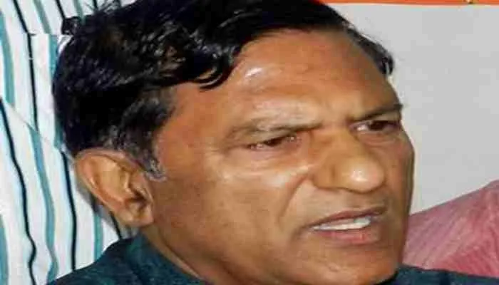 रायबरेली: पूर्व सांसद कंछल का बड़ा बयान, कहा- जुमलों की सरकार चल रही है