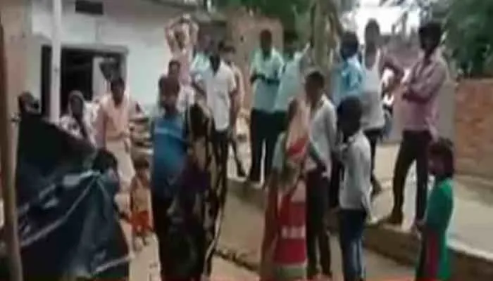 बाराबंकी: भाई ने भाई को ईट से मारकर उतारा मौत के घाट, जनिए क्या है पूरा मामला?
