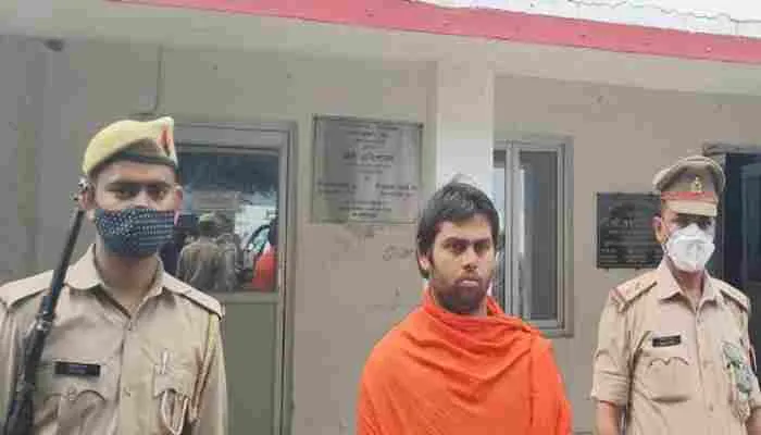 अयोध्या: बेटा बनकर बेच दी वृद्ध महिला की जमीन, गिरफ्तार