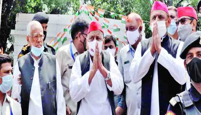 लखनऊ: मुलायम सिंह यादव का बड़ा बयान, कहा- लोकतांत्रिक व्यवस्था को…