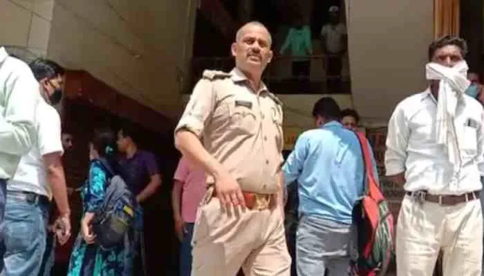 गाजियाबाद: चवाल व्यापारी से दिनदहाड़े 45 लाख रुपये की लूट, जानें पुलिस ने क्या कहा?