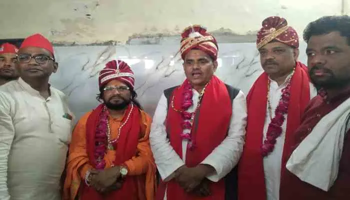 फतेहपुर: महामंडलेश्वर आत्मानंद जी ने भाजपा सरकार पर लगाया वादाखिलाफी का आरोप