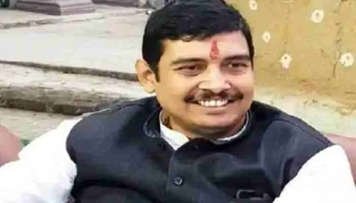लखनऊ: दुराचार के मामले में सांसद अतुल राय के खिलाफ जांच करेंगी एसआईटी, जानें पूरा मामला