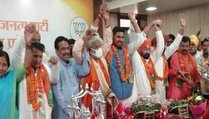 यूपी: बसपा को लगा बड़ा झटका, पूर्व लोकसभा प्रत्याशी ने थामा भाजपा का दामन