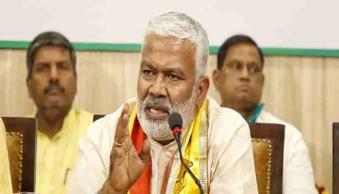 लखनऊ: वीवीआईपी गेस्ट हाउस में भाजपा प्रदेश अध्यक्ष का जोरदार स्वागत