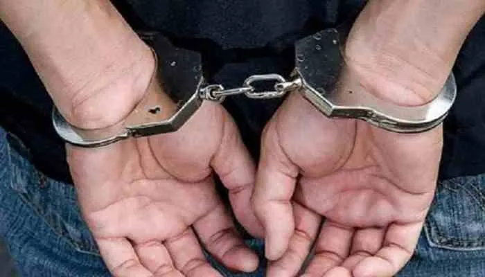 लखनऊ: फर्जी उत्तरकुंजी के नाम पर ठगी करने वाले गिरोह के सरगना का गिरफ्तार