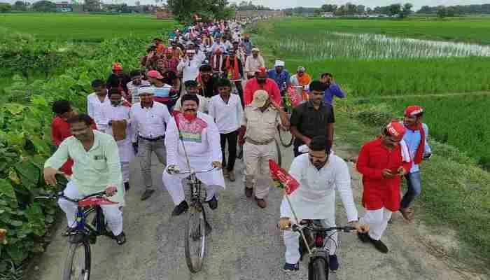 कुशीनगन: पूर्व मंत्री ने कहा- साइकिल यात्रा निकालकर सपा ने फूंका क्रांति का बिगुल