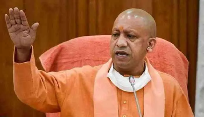 सीएम योगी ने विधान परिषद में ‘अब्बा जान’ शब्द को लेकर कसा तंज, सपा ने काटा हंगामा