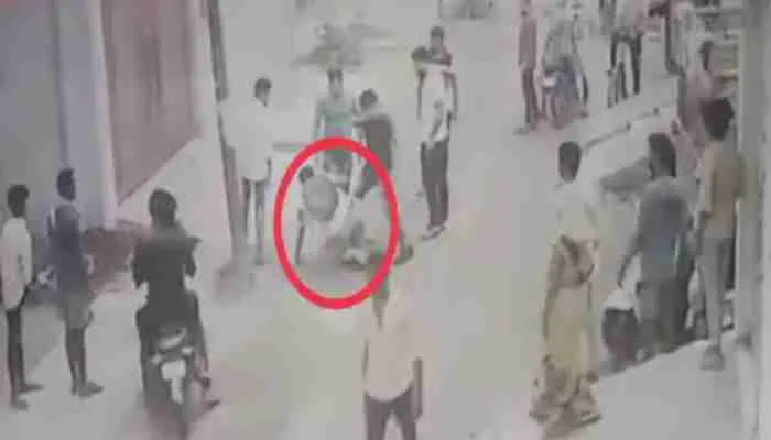 कानपुर: रिटायर फौजी से बीच सड़क पर हिस्ट्रीशीटर ने की मारपीट, केस दर्ज