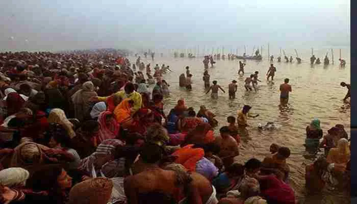 यूपी: कुंभ घोटाला बनेगा भाजपा की चुनावी सांसत, घेरने में लगे विपक्षी दल