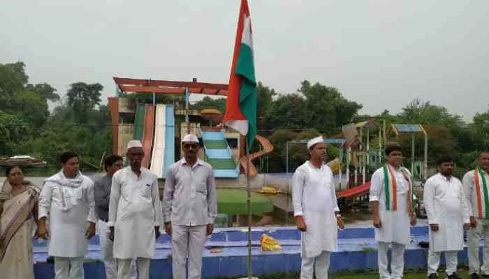 बाराबंकी: कांग्रेस नेता ने भाजपा पर साधा निशाना, कहा- जालिम सरकार के आगे…