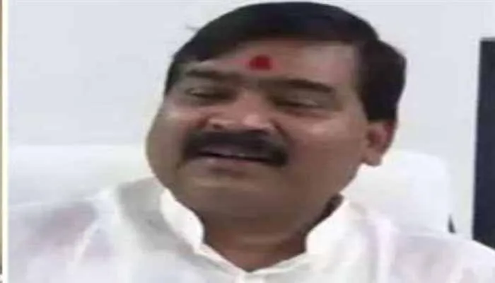 झाँसी: सांसद संगम लाल का कांग्रेस पर हमला, कहा- भाजपा ने दिया पिछड़े वर्ग को सम्मान