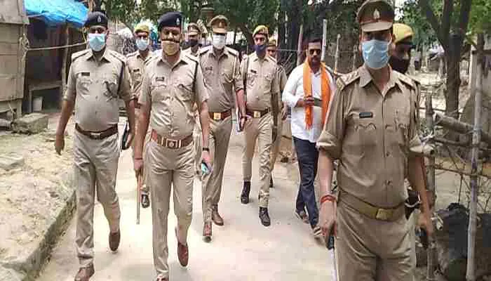 बाराबंकी: अवैध शराब को लेकर पुलिस अधीक्षक ने दिया बड़ा निर्देश, मचा हड़कंप