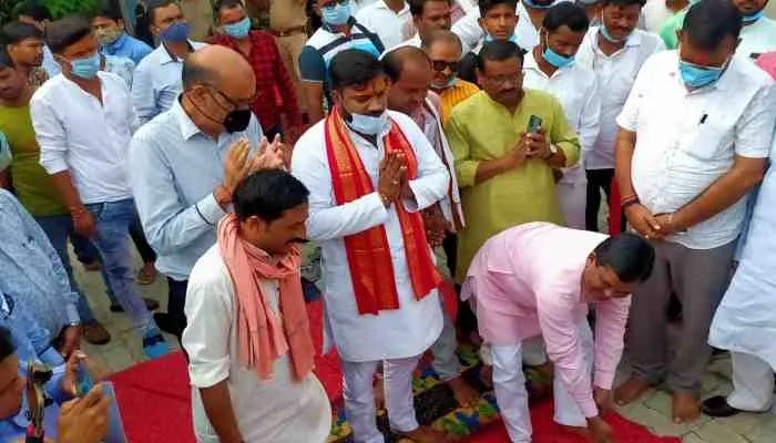 बाराबंकी: गैस पाइप लाइन का सांसद ने किया शुभारम्भ, कहा- जनता को मिलेगा लाभ