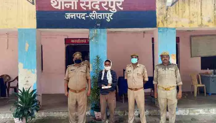 सीतापुर: हिस्ट्रीशीटर को पुलिस ने तमंचे के साथ किया गिरफ्तार, भेजा जेल