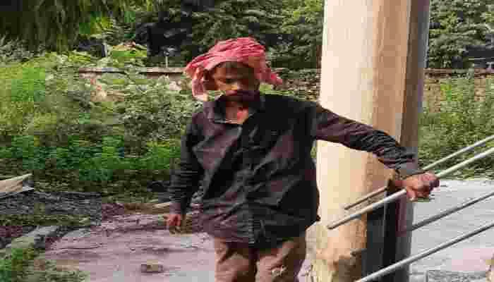 सीतापुर: पानी की टंकी पर चढ़ा अर्ध विक्षिप्त, शादी को लेकर घंटों कटा हंगामा