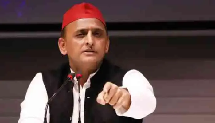 अखिलेश यादव ने सरकार पर साधा निशाना, कहा- सत्ता के संरक्षण में चल रहे अवैध धंधे