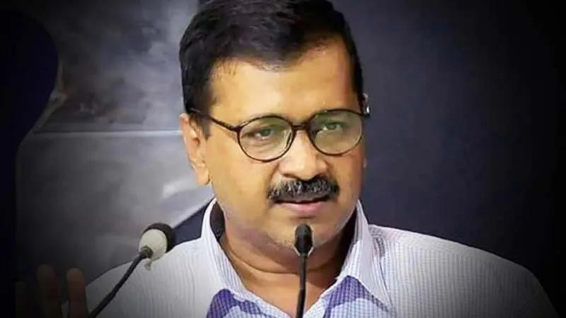 दिल्ली: मासूम बच्ची के परिवार से मिले अरविंद केजरीवाल,10 लाख की आर्थिक सहायता देने का किया ऐलान
