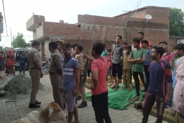 फरीदपुर के परा मोहल्ले में घर में मिले मां-बेटी के शव