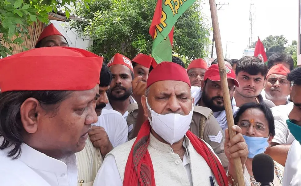 बरेली: भाजपा के खिलाफ सपा का हल्ला बोल, साइकिल यात्रा निकाल जताया विरोध